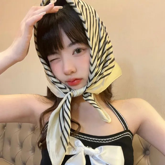 狙魔女杰第一季封面