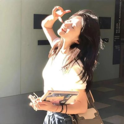 垃圾箱里的婴儿封面